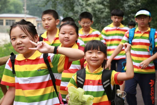 怎样制作一份图文并茂的篮球规则指南?_0